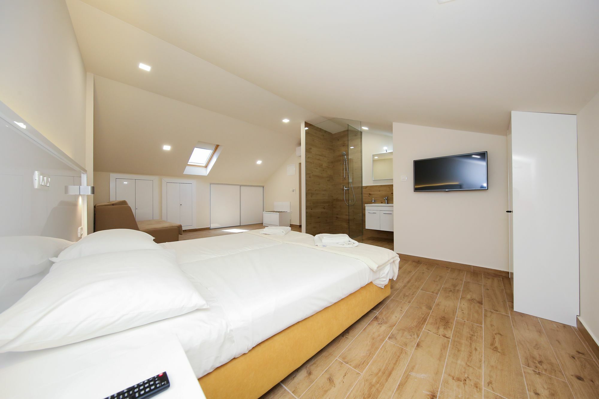 Idassa Atrium Rooms زادار المظهر الخارجي الصورة